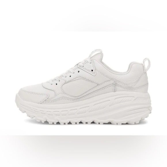 UGG Shoes - UGG CHUNKY WHITE DAD SNEAKER